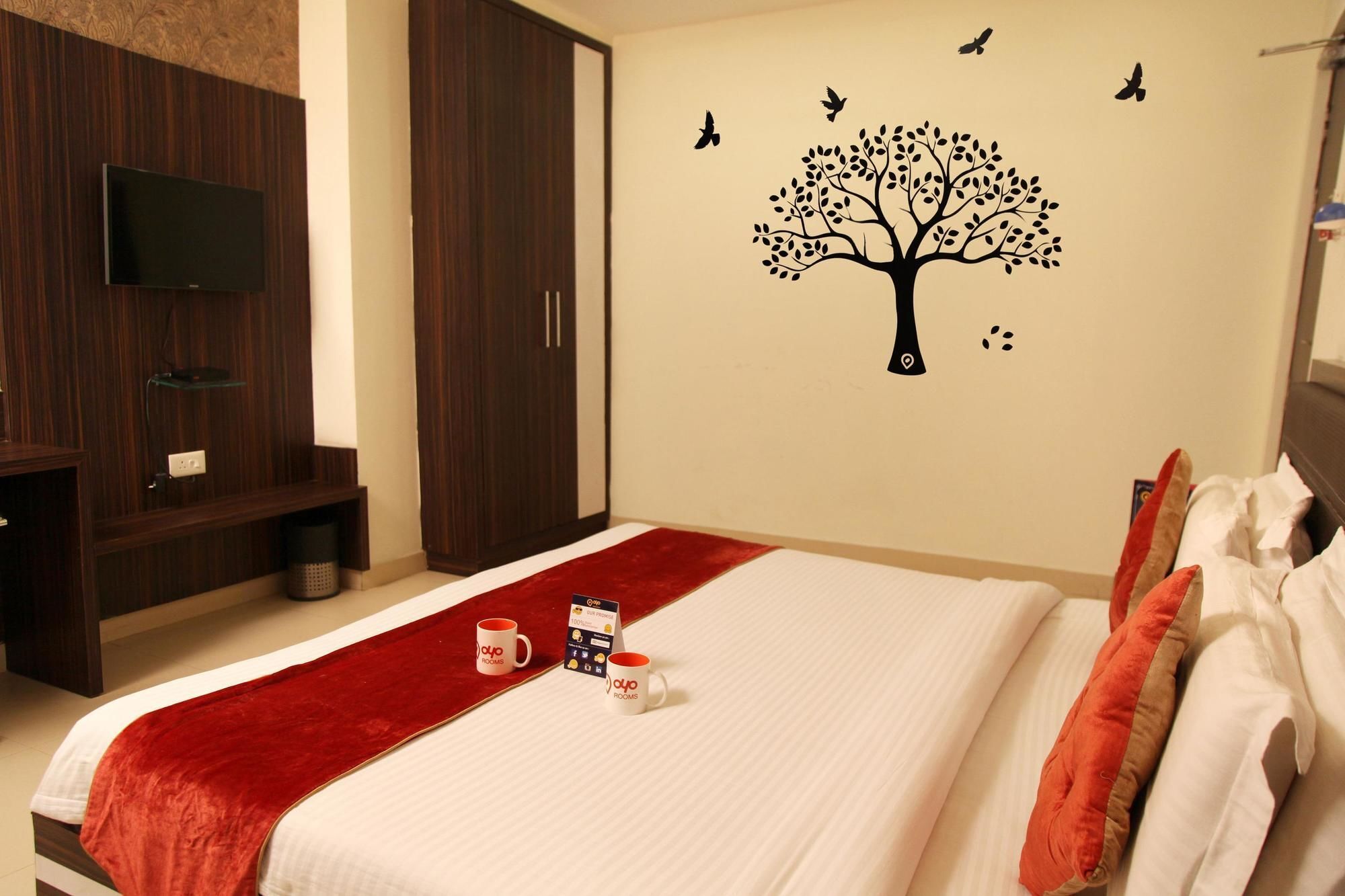 Hotel Premiere Villa Varanasi Exterior photo